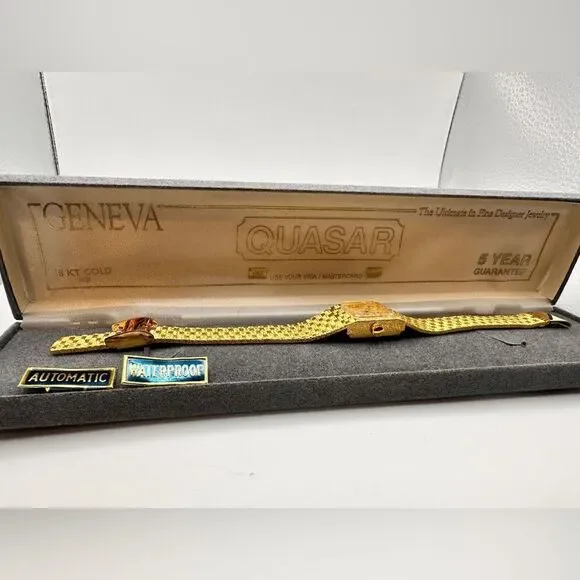 18kt HGE VINTAGE  Ladies Geneva yellow gold watch! - Picture 3 of 15